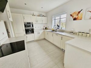 Photo 18- click for photo gallery